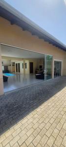 Casa com piscina aquecida, a 20 min do Beto Carrero