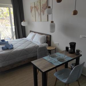 SEAL of Knight - Castle View - Downtown near the Beach