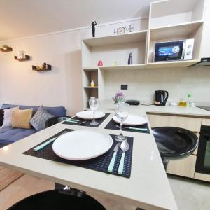 Cercano a Megavisión con Estacionamiento