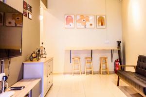 Urban 10pax Terrace Gem near Sunway Carnival