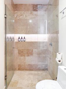 Giada 204B