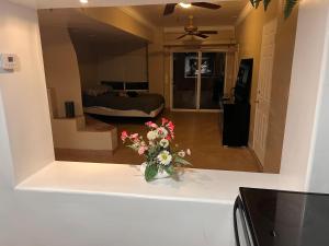 Downtown Pool Suite 1