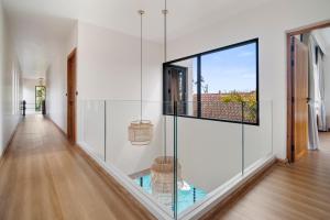 V191 4BR Villa with Salt Pool & Tropical Garden