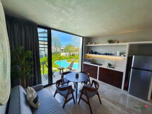 Piece of Paradise 2 Bedroom Apartment Private Pool 212