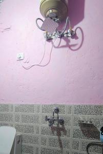 Uniyal tourist guest house