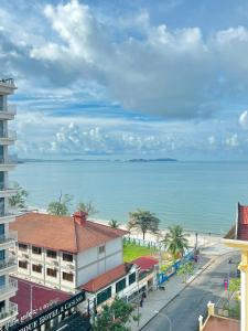 Aristocrat Residence & Hotel