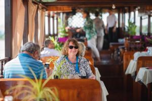 Le Grand Cruise Package