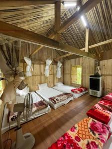 TO NI - NGUYEN homestay A Luoi
