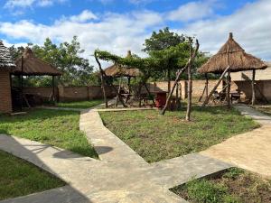 PRIDE LANDS SAFARI LODGE