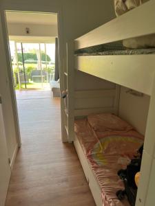 Joli studio climatisé vue mer