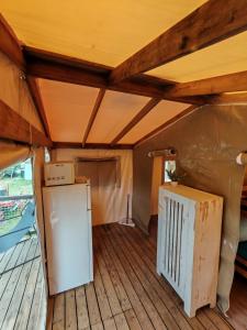 Tentes de luxe Yachting lodge 83 : photos des chambres