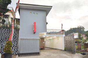 OYO 1480 Villa Dua Putri