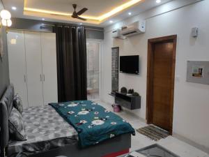 Nirvana Home Stay couple friendly- Amber Homes
