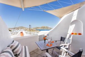 Yades Suites - Apartments & Spa Paros Greece