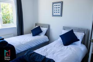 Modern 3-Bed Home, Superfast Wi-Fi, Netflix, Near City Centre & Hospital
