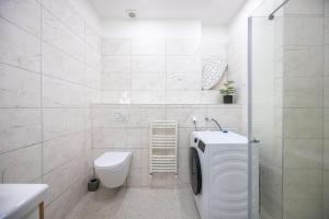 Cozy Downtown 2BEDRM Residence w Peacefull Neighborhood