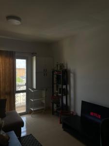 3BR Elegant Stay Facing Rehab Market