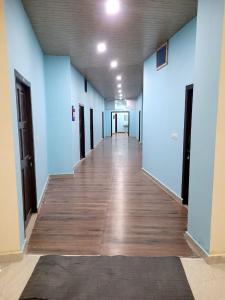 Hotel Surat Palace
