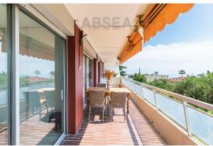 2 pièces vue mer Nice ouest