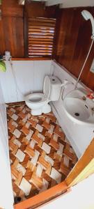 Semi Phinisi boat Labuan Bajo Komodo Tour