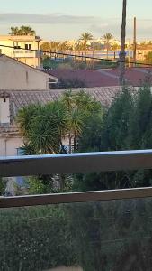 T2 coquet proche plages, port et centre ville