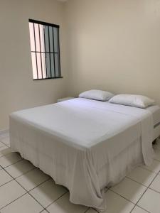 Apartamento térreo em sobrado, Passarela do Alcool, 200 metros da Baía do Pontal