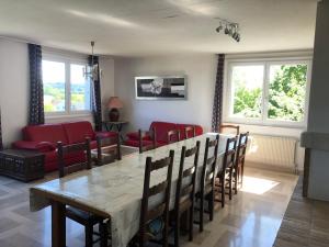 Maisons de vacances Les Balcons du Chasseral, Maiche, gite 15 couchages : photos des chambres