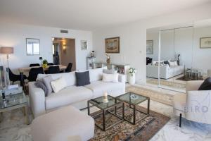 Beautiful apartment in Cannes SEA VIEW and POOL
