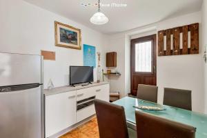 Aguglia House, Terre Marine