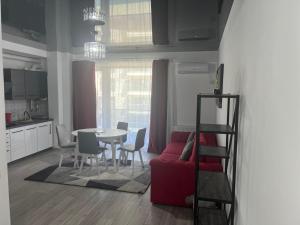 303 B1 ALMAR LUXURY RESIDENCE-Renting Apartments & Free Pool