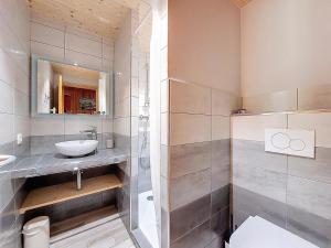 APPARTEMENT-3-CHAMBRES-8-COUCHAGES-WIFI-MONTRIOND-CHEBOURINS