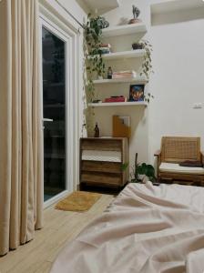 Cozy & Artsy Studio Type Unit at Lafayette Park Square