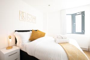 London City Hoxton Shoreditch 2 Bdr 2 Bath Balcony