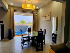 Twilight Stays ll 2PM VILLA ll Swimming Pool ll 2BHK ll AC ll BBQ