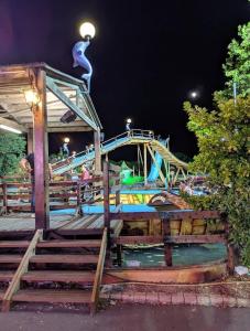 Chalets -Belle vue-Villa duplex-AC-jardin-parking : photos des chambres
