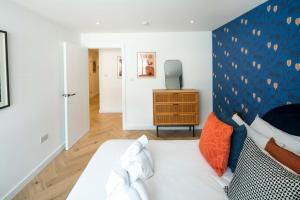 2Bed 2Bath Stunning Shoreditch Apartment