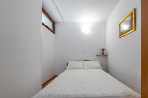 Madonna Field Apartment II