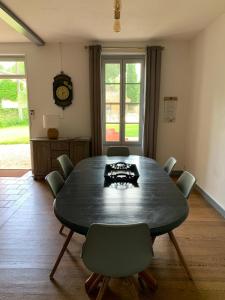 Maisons de vacances La Taniere, maison familiale avec piscine, 13 couchages : photos des chambres