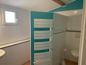 Maisons de vacances Gites le Fabras, espace de verdure, piscine collective et jeux : photos des chambres