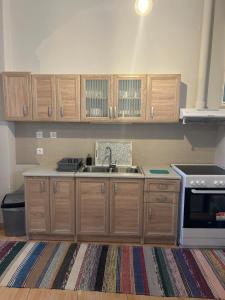 Lithos Family Apartment