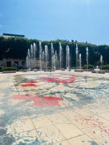 Appartements Le Voltaire, Joli Studio, proximite de la Gare et du Centre, Climatise : photos des chambres