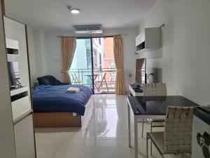 Neo2 condo jomtrin beach