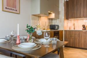 Soho Serenity Warszawa by Aparo - Stadion Narodowy, Metro, Praga, Centrum, Balkon, Winda, Muzeum Neonów