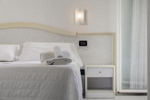 Single Room with Balcony room in Hotel Oriente