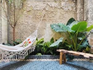 Middle Haus 3BR Home Near BTS Ari, Bangkok