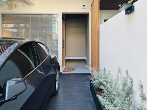 Middle Haus 3BR Home Near BTS Ari, Bangkok