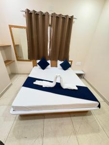 Hotel Darshan Palace - Near Dwarka Railway Station & Shree Dwarkadhish Temple