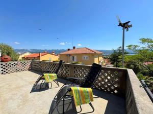 Apartment Andjelka mit Meerblick, große Terrasse 