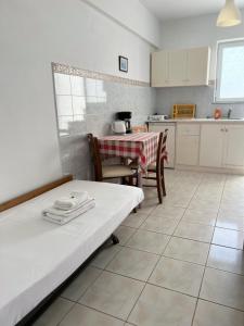 Manine Apartments