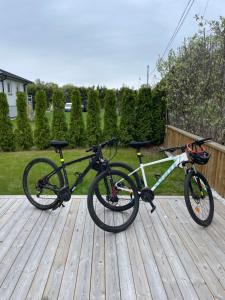 Ett nytt fräsch hus utanför Stockholm nära Arlanda